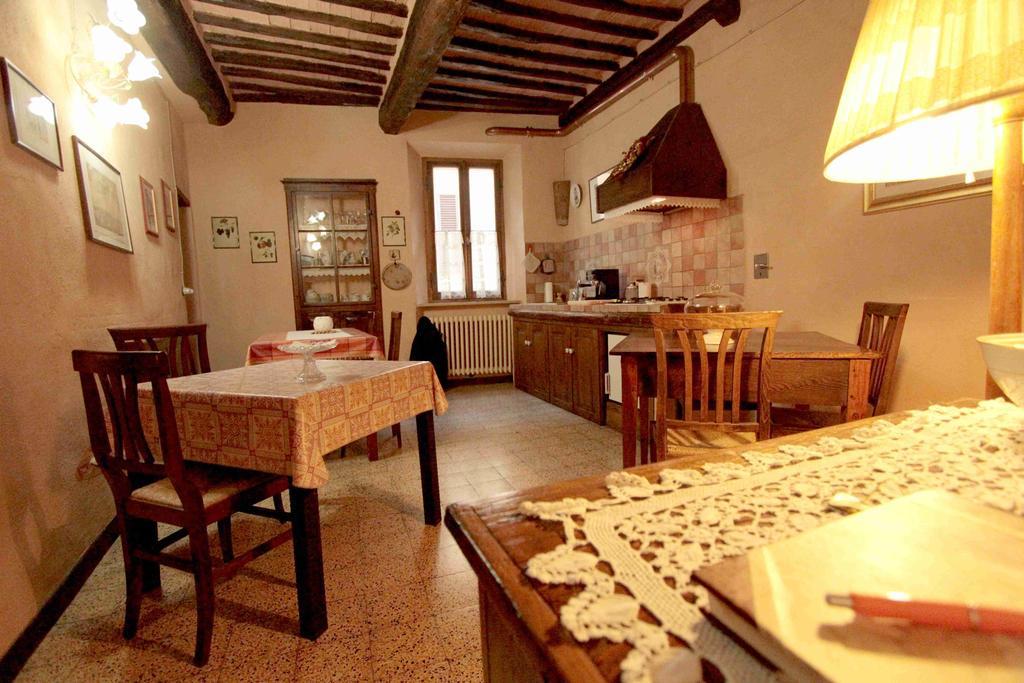 Guesthouse Da Idolina Dal 1946 Montalcino Ngoại thất bức ảnh