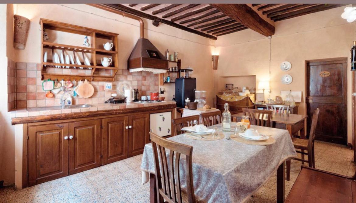 Guesthouse Da Idolina Dal 1946 Montalcino Ngoại thất bức ảnh